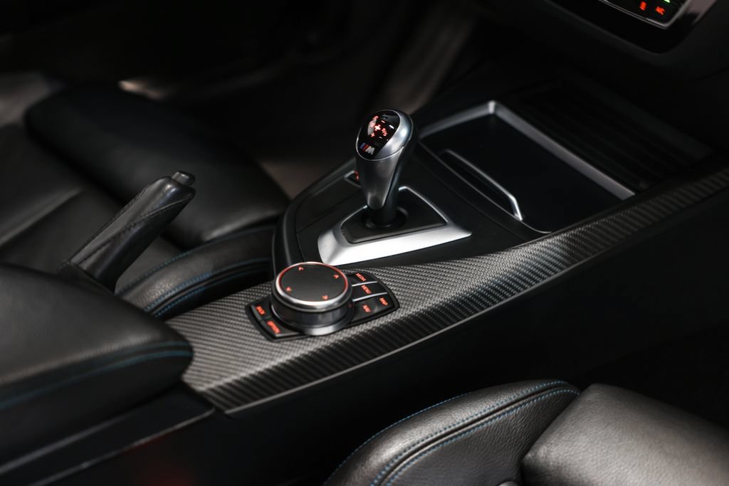 Used 2018 BMW M2 RWD image 28