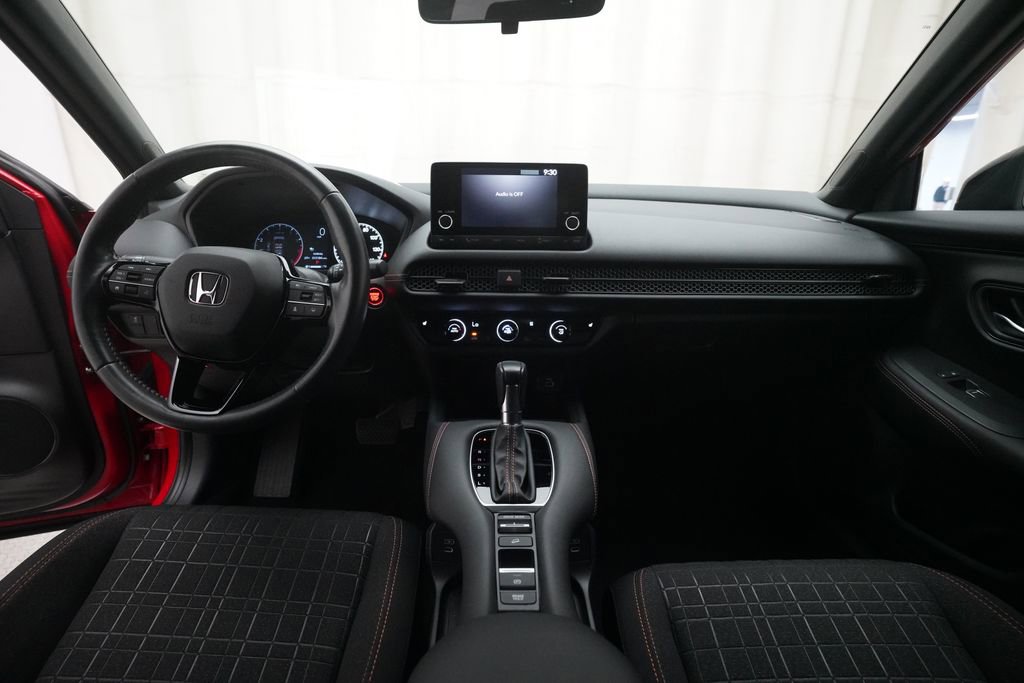 Certified 2024 Honda HR-V Sport image 5
