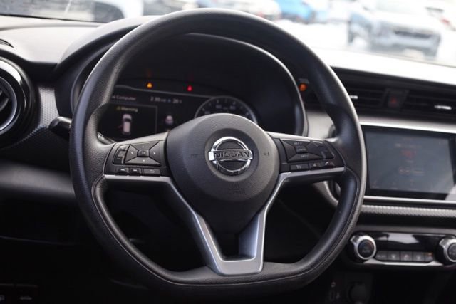 Used 2019 Nissan Kicks SV image 12
