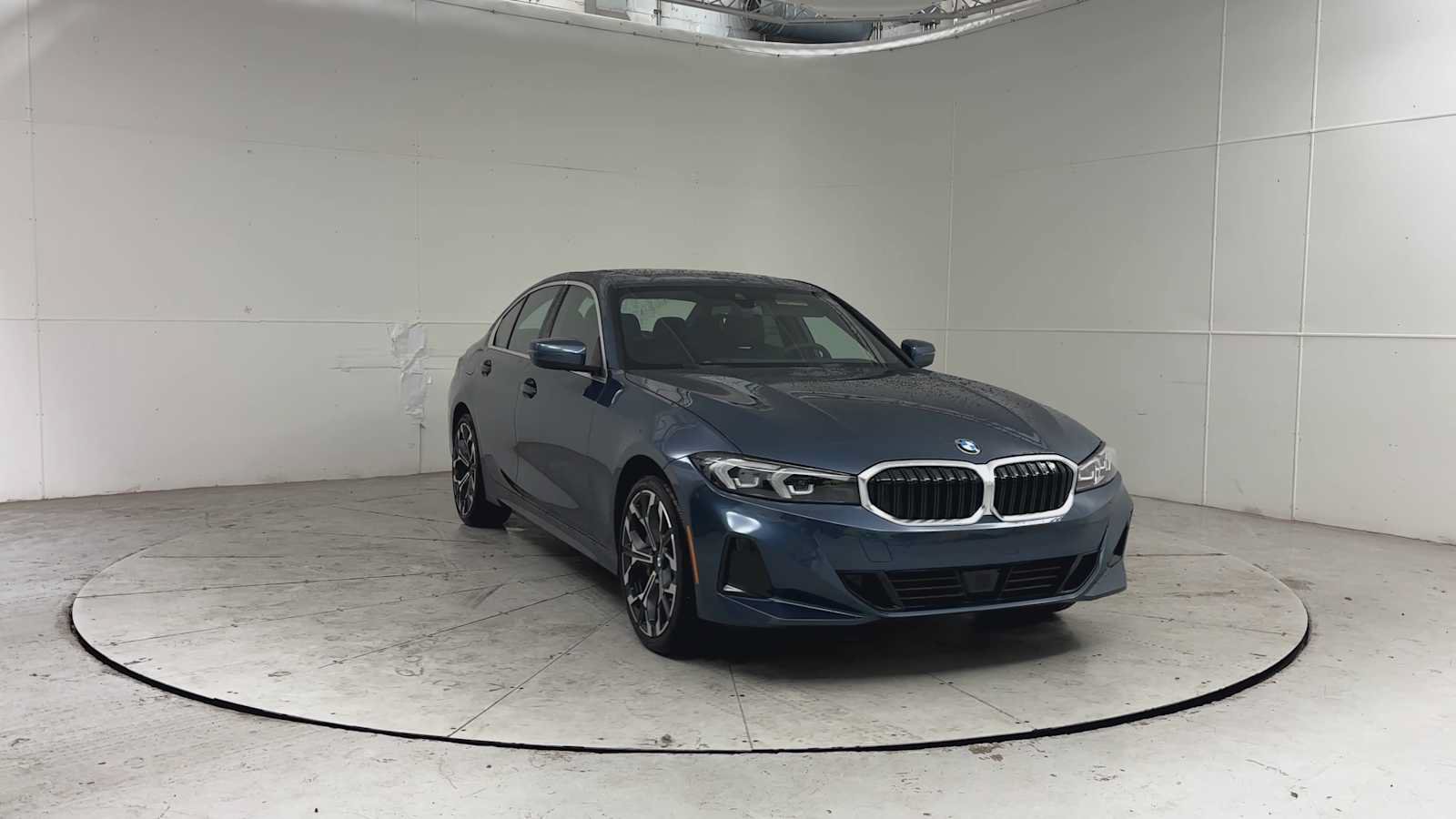 New 2026 BMW 330i xDrive Sedan w/ Premium Package AWD/4WD image 2