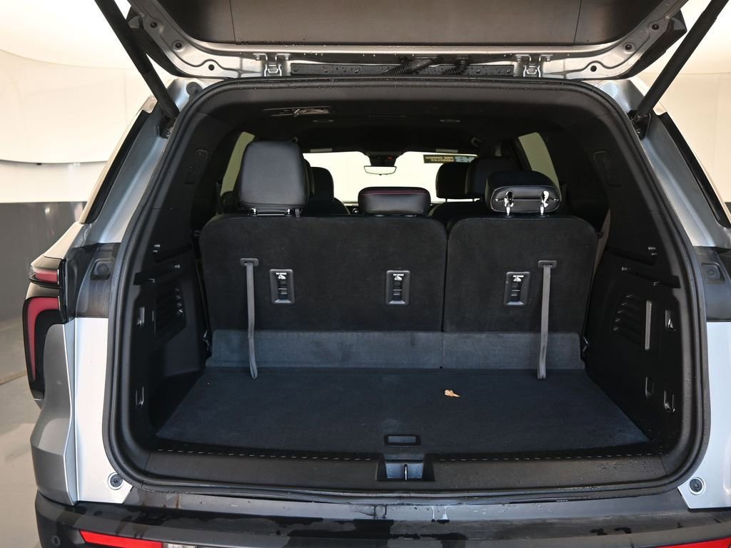 Certified 2024 Chevrolet Traverse Z71 w/ Enhanced Driving Package image 12