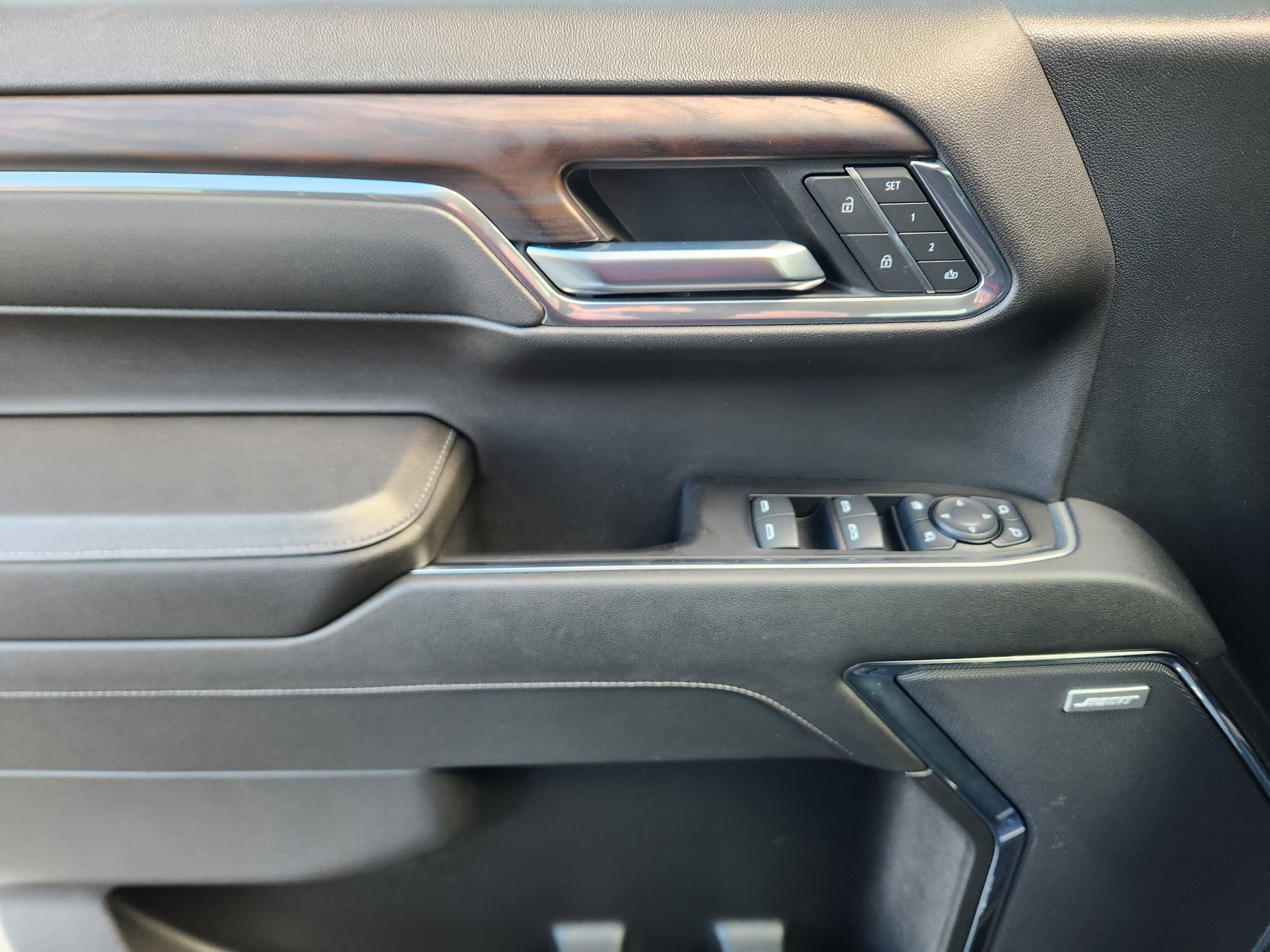 Used 2023 GMC Sierra 1500 SLT w/ SLT Convenience Package image 23