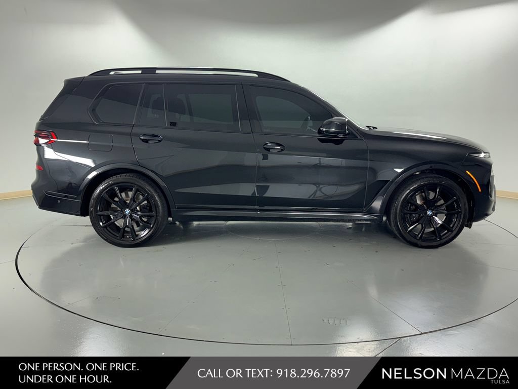 Used 2025 BMW X7 M60i AWD/4WD image 5