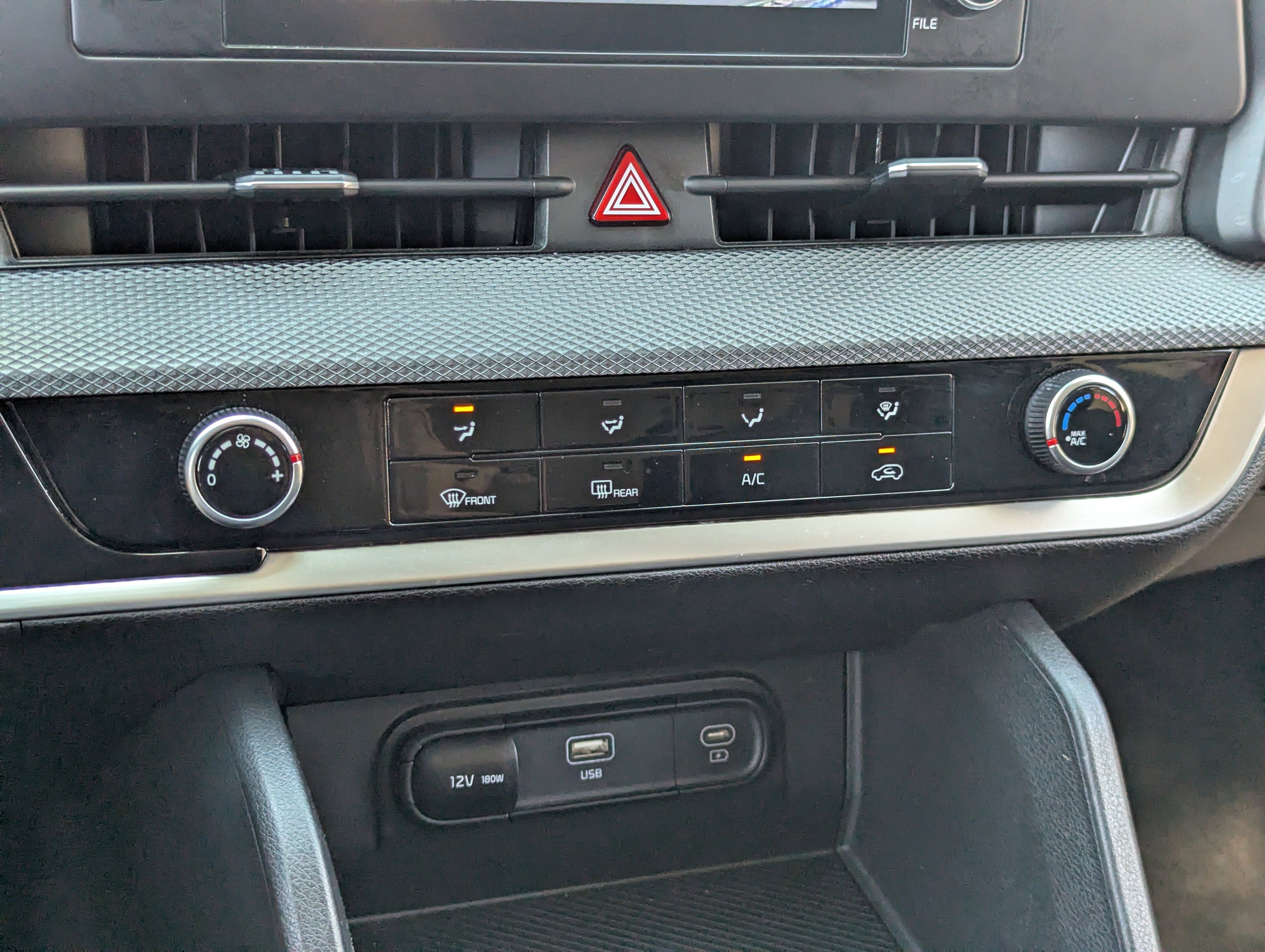 Certified 2024 Kia Sportage LX FWD image 26
