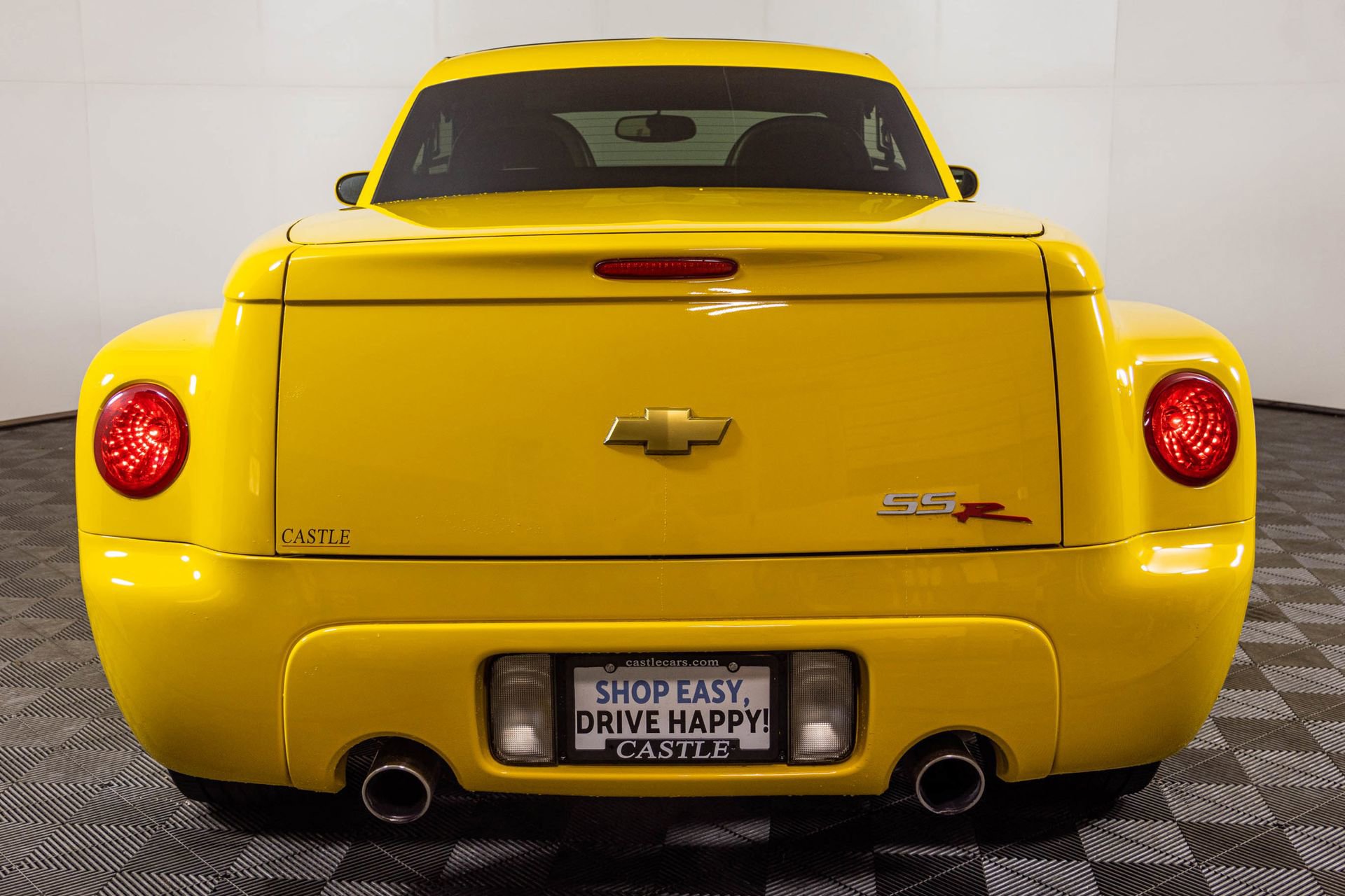 Used 2004 Chevrolet SSR w/ Preferred Equipment Group RWD image 36