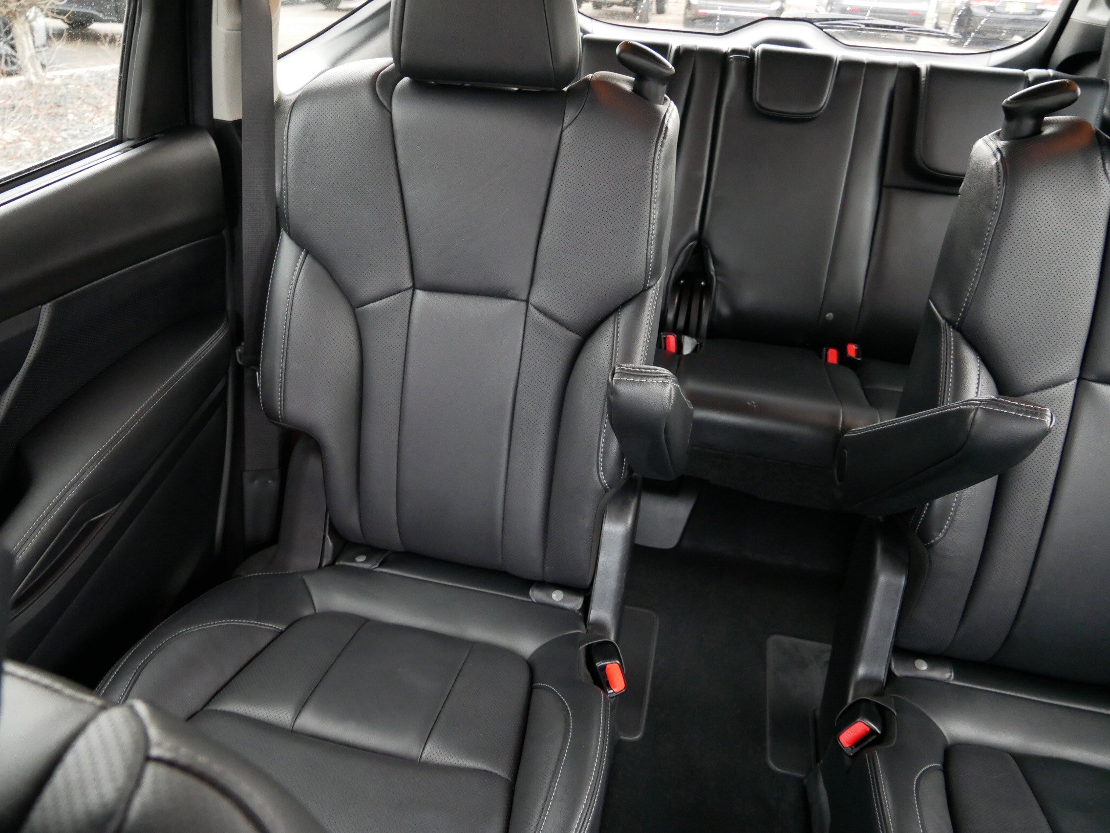 Used 2023 Subaru Ascent Limited image 13