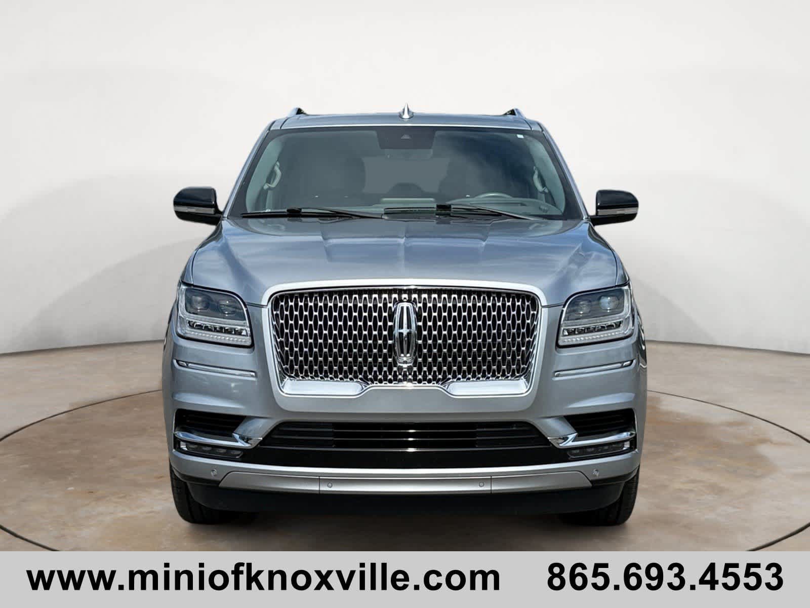 Used 2021 Lincoln Navigator Reserve w/ Luxury Package AWD/4WD image 8