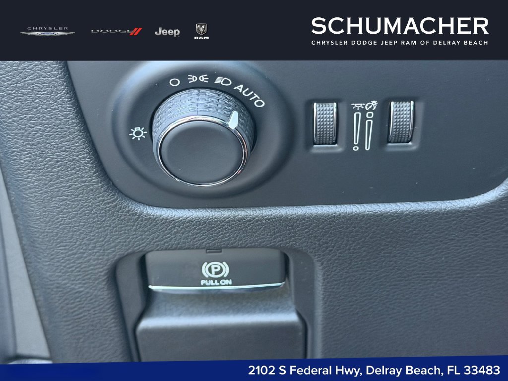 New 2026 Jeep Grand Wagoneer 2WD w/ Premium Group I image 24