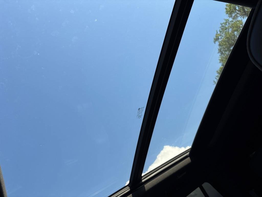 Used 2021 Chevrolet Tahoe RST w/ Luxury Package image 24