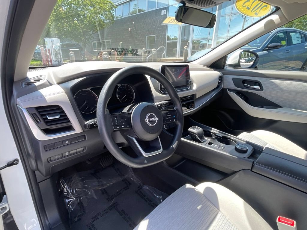 Certified 2023 Nissan Rogue SV AWD/4WD image 10