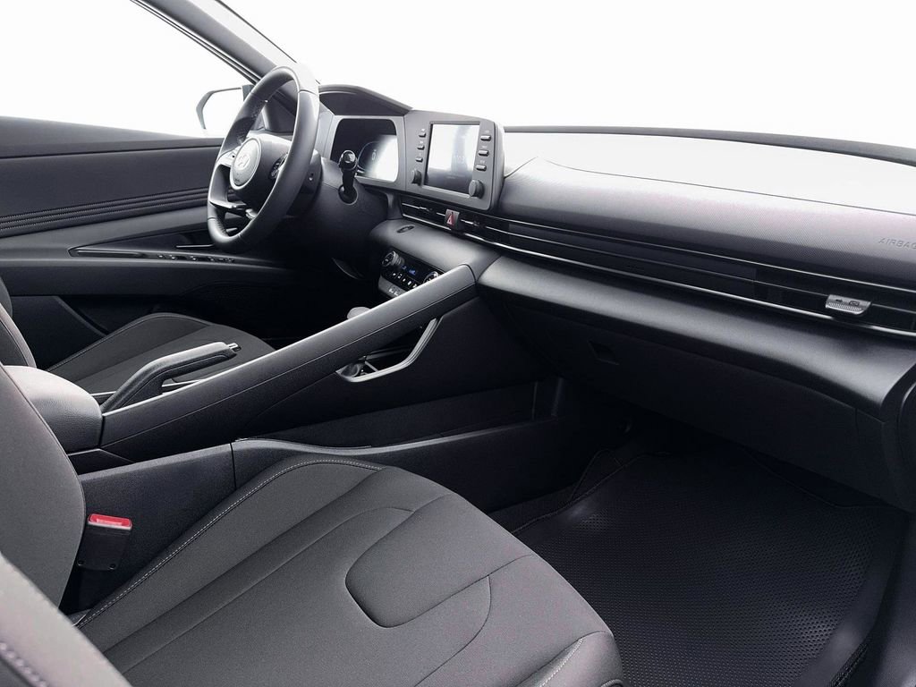 New 2026 Hyundai Elantra Sport w/ Cargo Package image 15