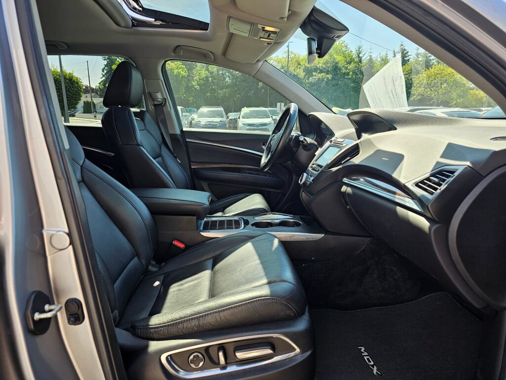 Used 2020 Acura MDX w/ Technology Package AWD/4WD image 9