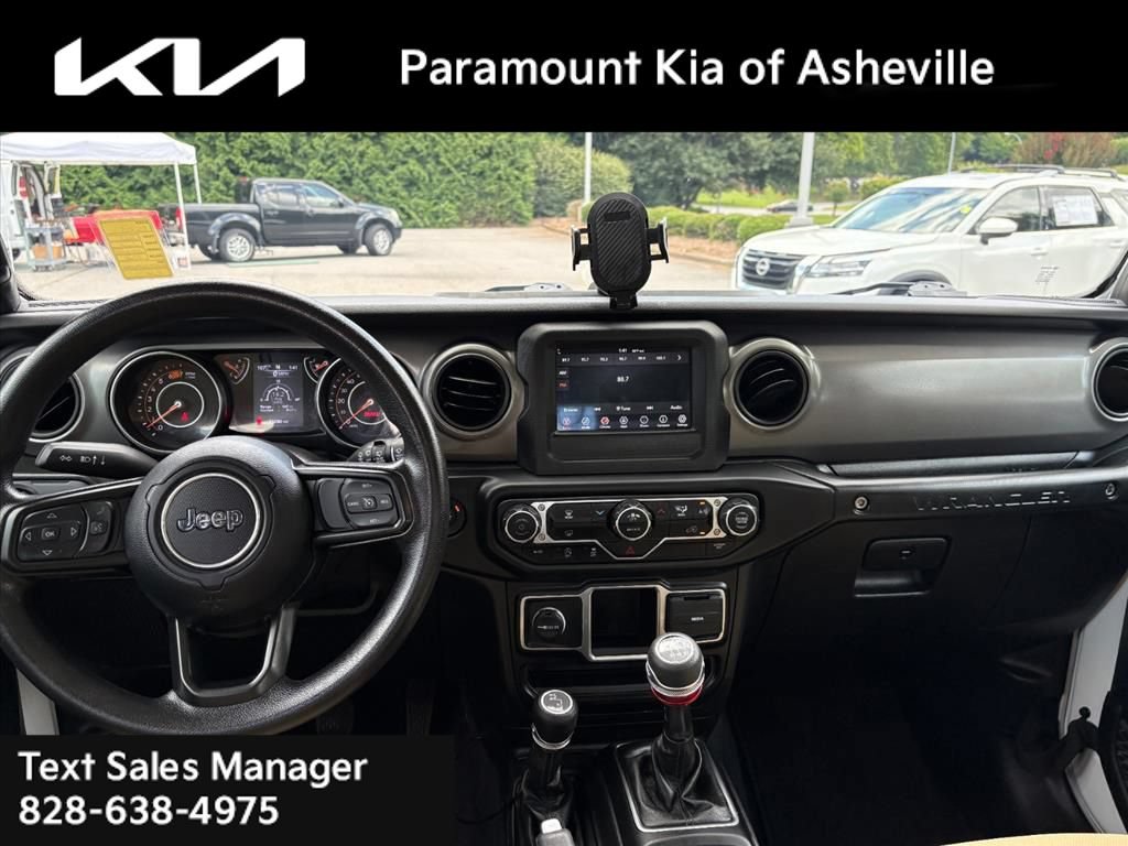 Used 2023 Jeep Wrangler Unlimited Sport AWD/4WD image 8