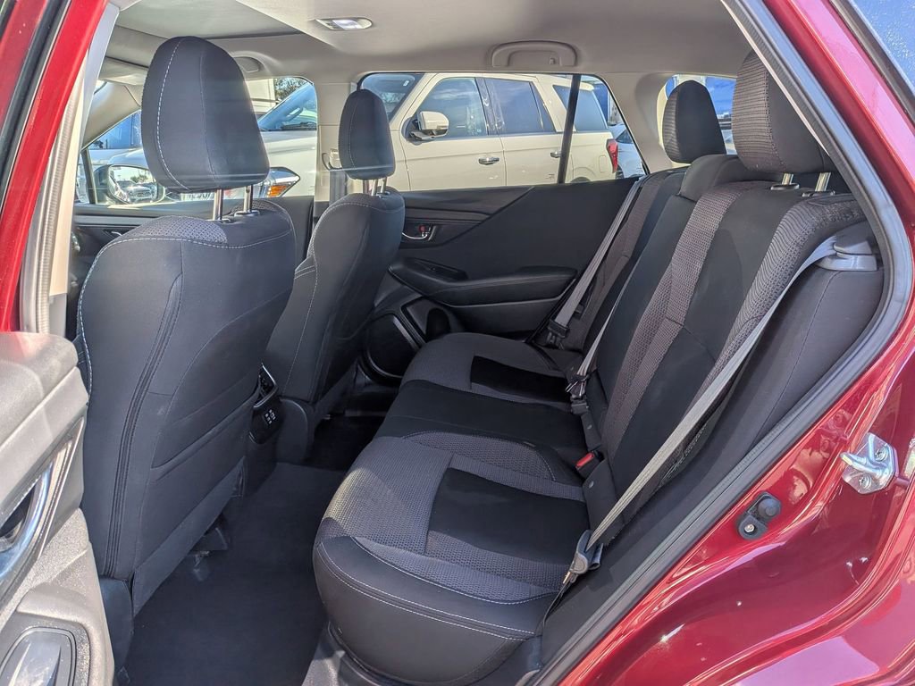 Used 2025 Subaru Outback Premium image 27