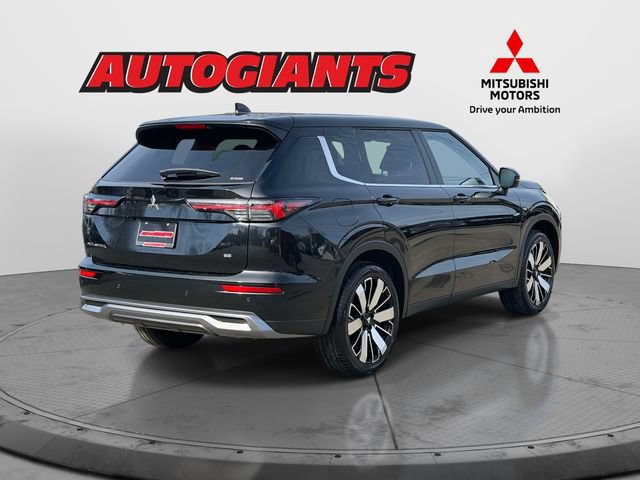 New 2026 Mitsubishi Outlander SE AWD/4WD image 2