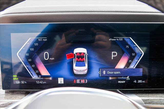 Certified 2024 BMW i7 eDrive50 image 15
