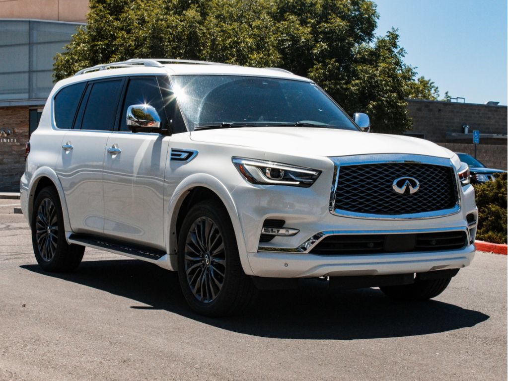 Used 2023 INFINITI QX80 Sensory w/ Cargo Package AWD/4WD image 3