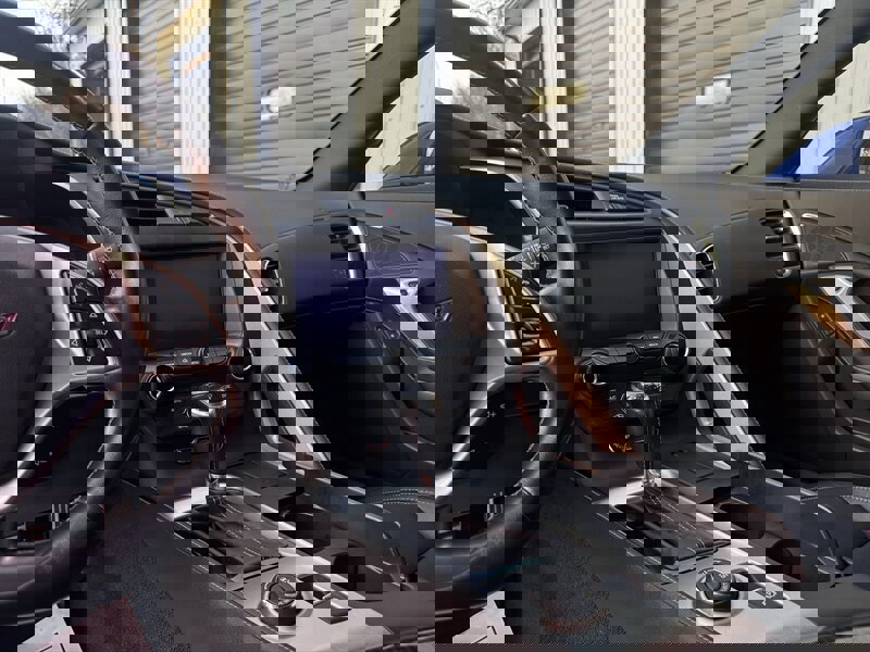 Used 2017 Chevrolet Corvette Stingray Coupe w/ 1LT image 20