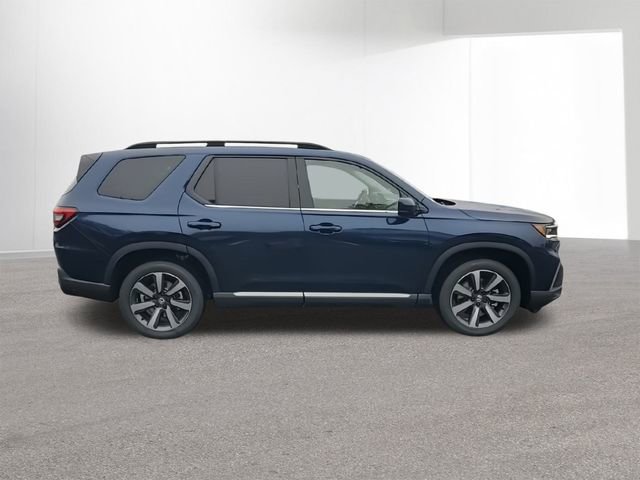 New 2025 Honda Pilot Touring image 10