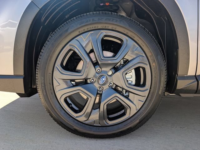Used 2025 Subaru Ascent Bronze Edition AWD/4WD image 11