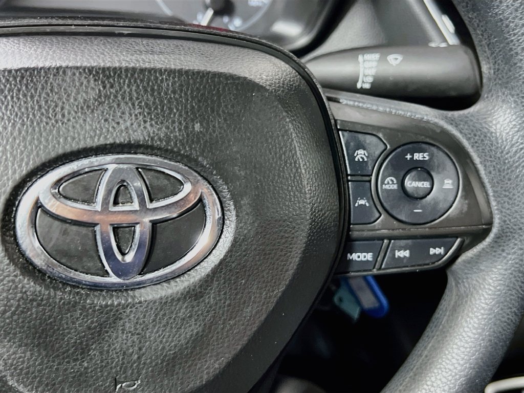 Used 2024 Toyota Corolla LE FWD image 17