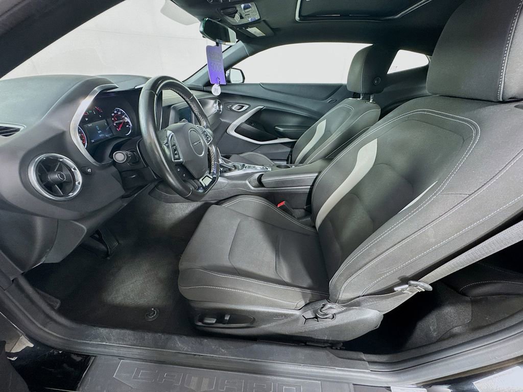 Used 2018 Chevrolet Camaro LT w/ RS Package image 24