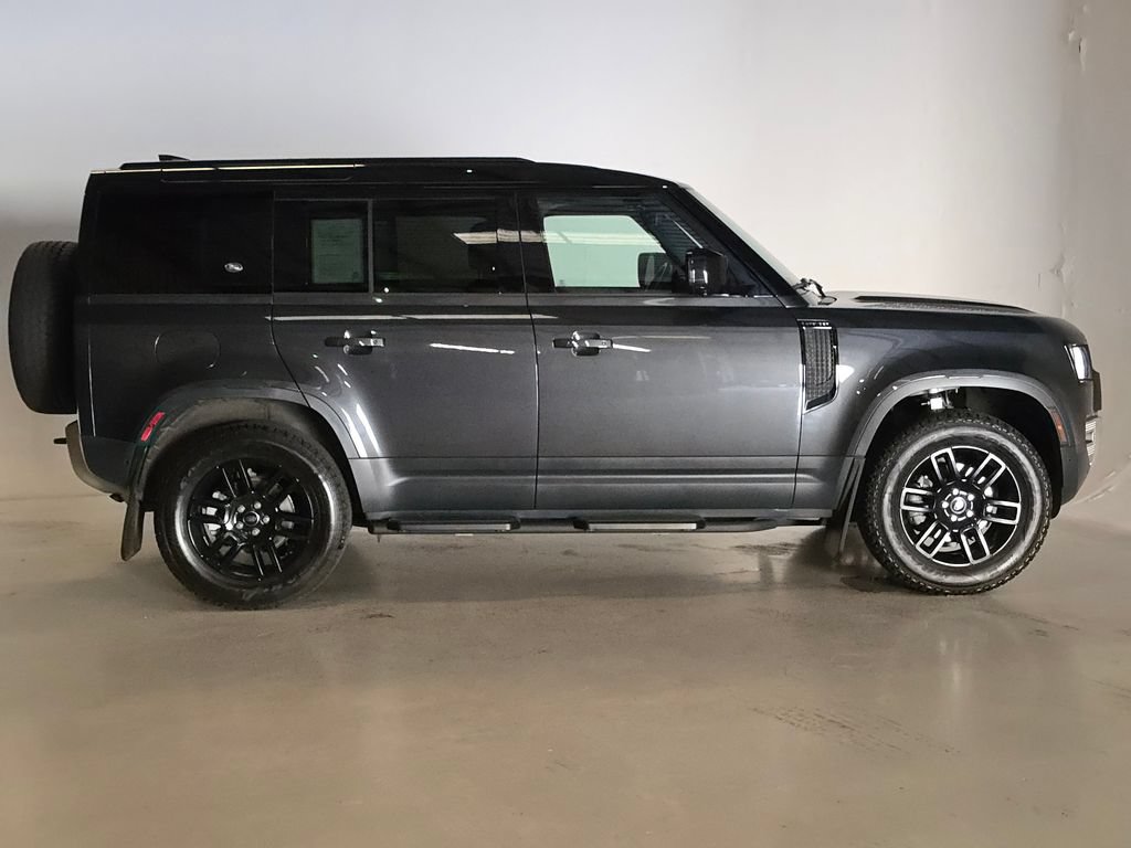 Used 2024 Land Rover Defender 110 S AWD/4WD image 5