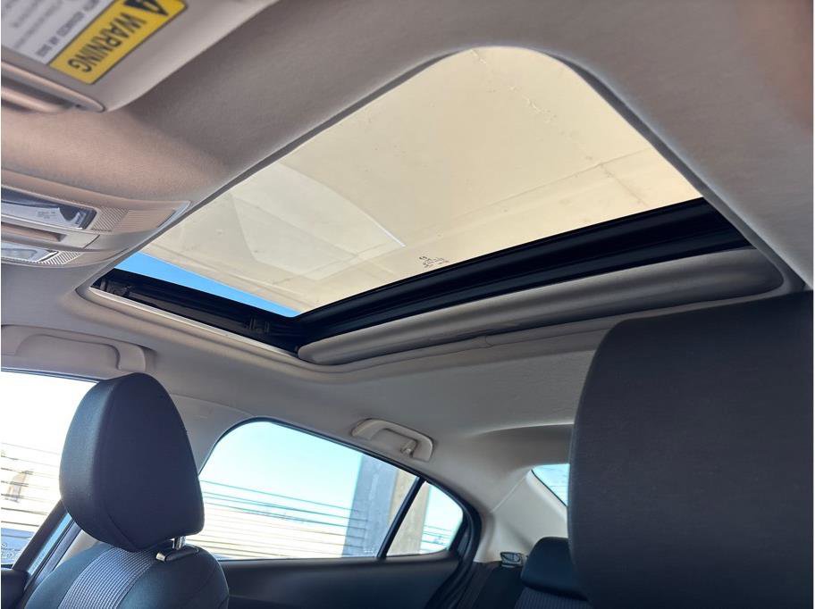 Used 2016 MAZDA MAZDA3 i Touring image 27