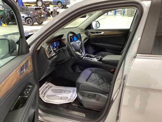 Certified 2026 Volkswagen Atlas SE AWD/4WD image 7