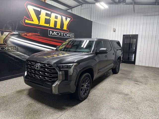 Used 2023 Toyota Tundra Platinum AWD/4WD image 1