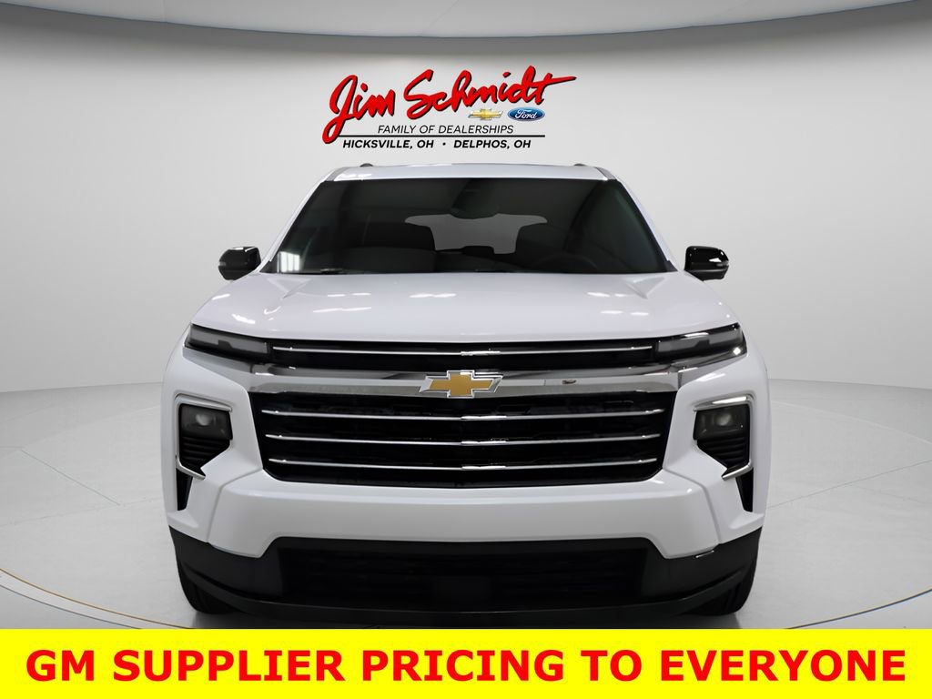 New 2026 Chevrolet Traverse LT w/ Sun and Wheel Package image 3