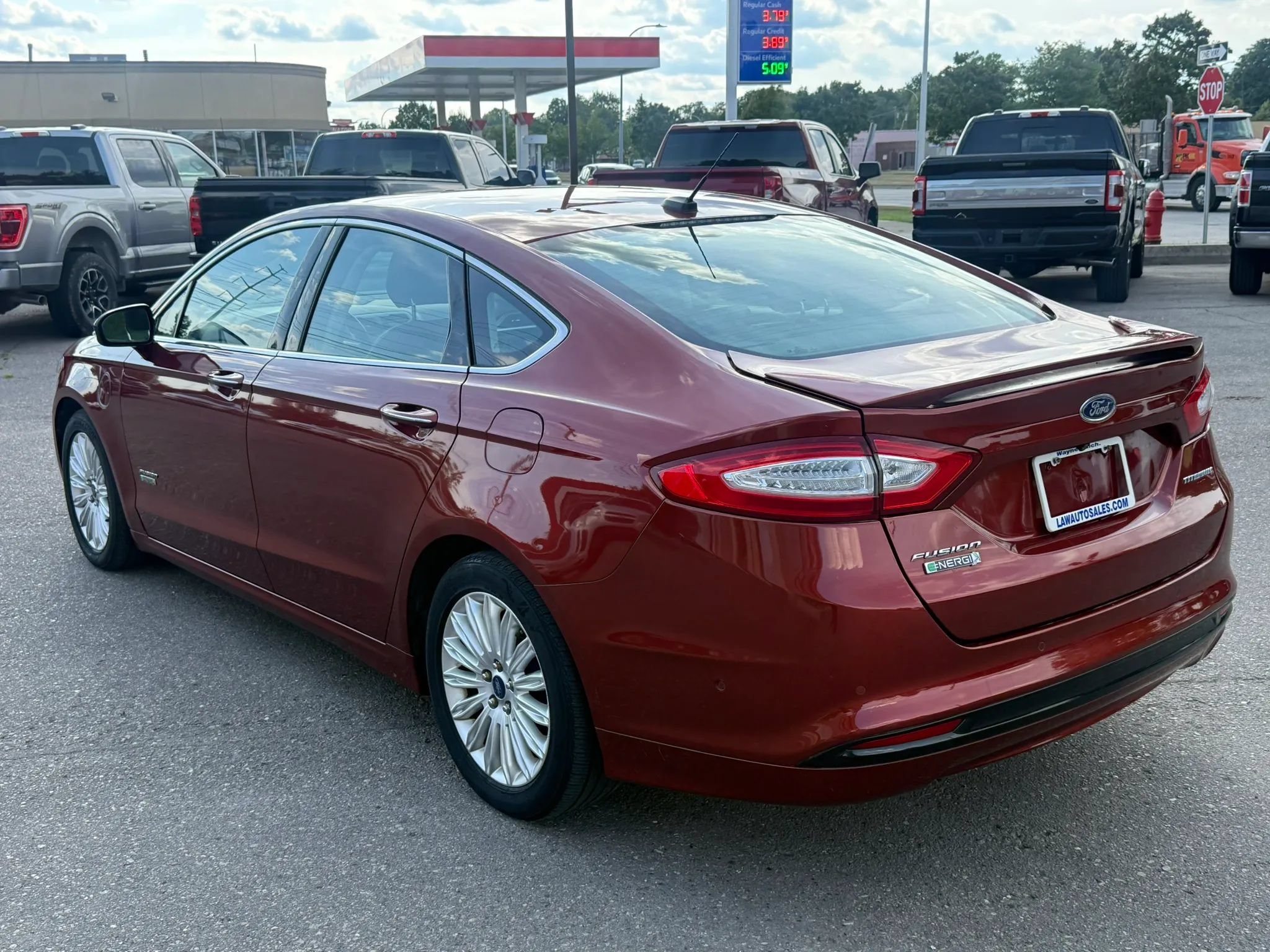 Used 2014 Ford Fusion Energi Titanium w/ Driver Assist Package FWD image 7