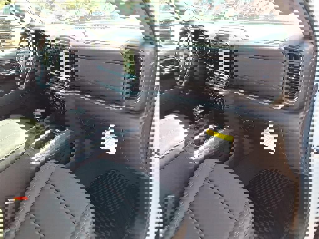 New 2026 Chevrolet Silverado 1500 LTZ w/ LTZ Premium Package image 11