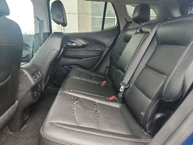 Used 2024 GMC Terrain SLT AWD/4WD image 21