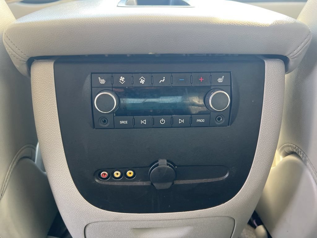 Used 2011 Chevrolet Tahoe LTZ AWD/4WD image 7
