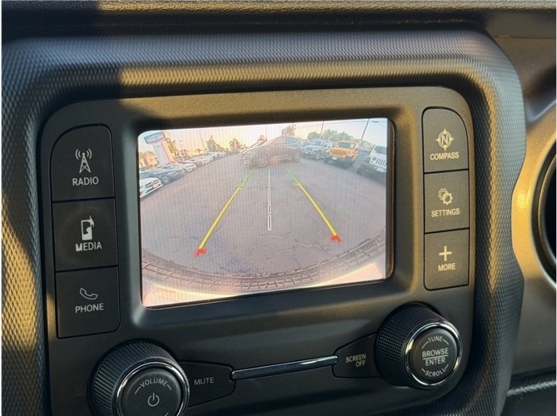 Used 2020 Jeep Wrangler Sport image 42