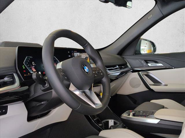 Used 2026 BMW X1 xDrive28i w/ Technology Package AWD/4WD image 3