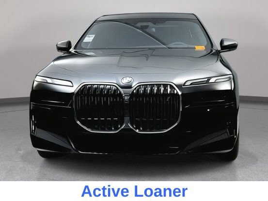 Used 2025 BMW i7 xDrive60 AWD/4WD image 5