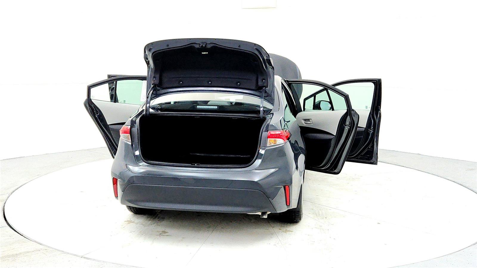 Certified 2025 Toyota Corolla LE image 11