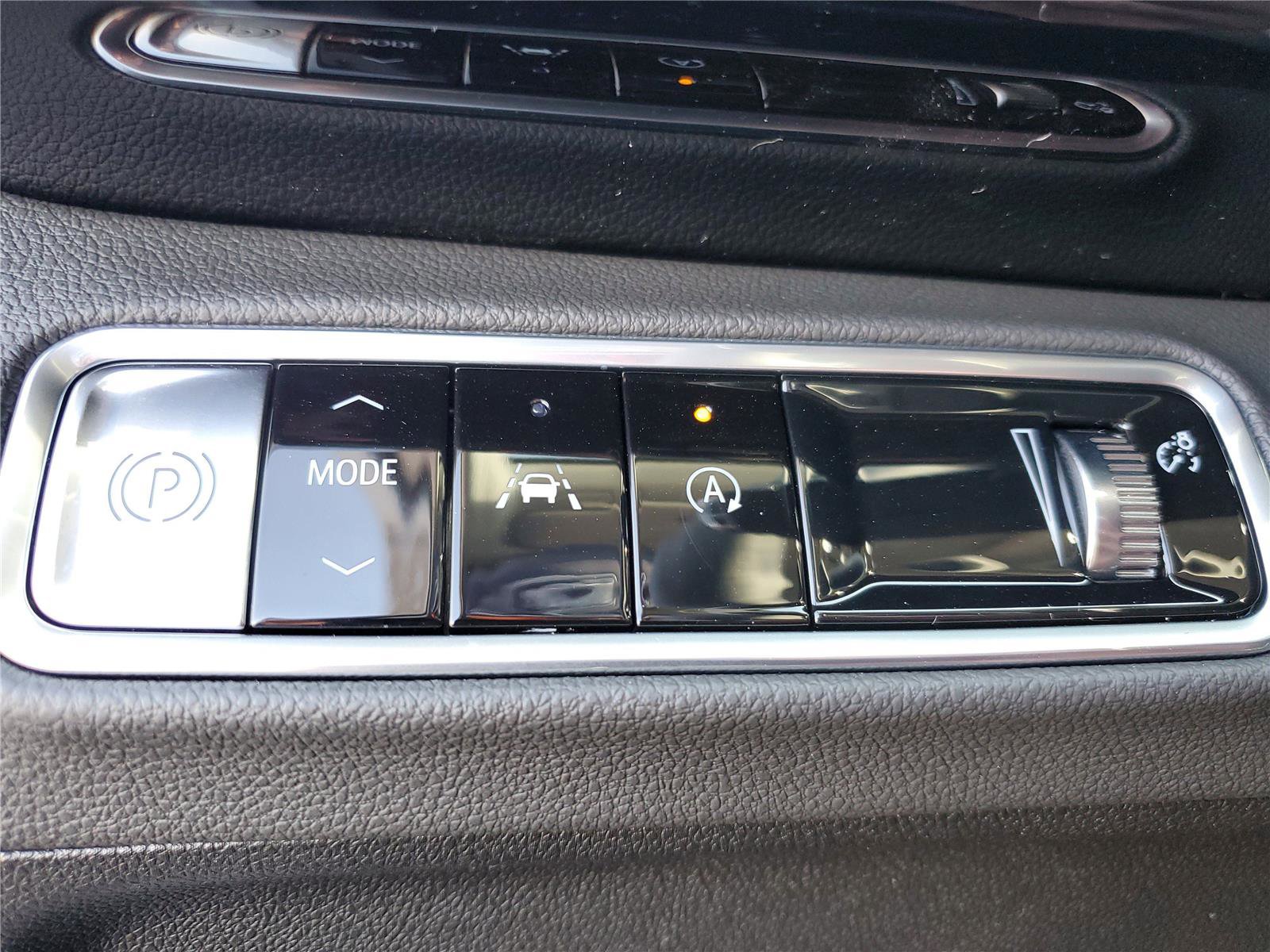 New 2026 Buick Envision Sport Touring image 21