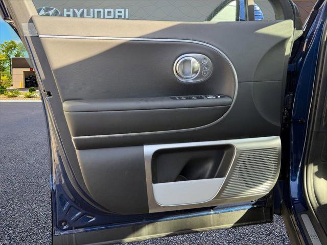 New 2026 Hyundai Ioniq 9 Calligraphy image 12