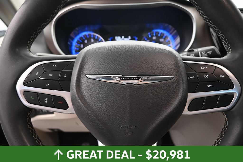 Used 2023 Chrysler Voyager LX FWD image 30