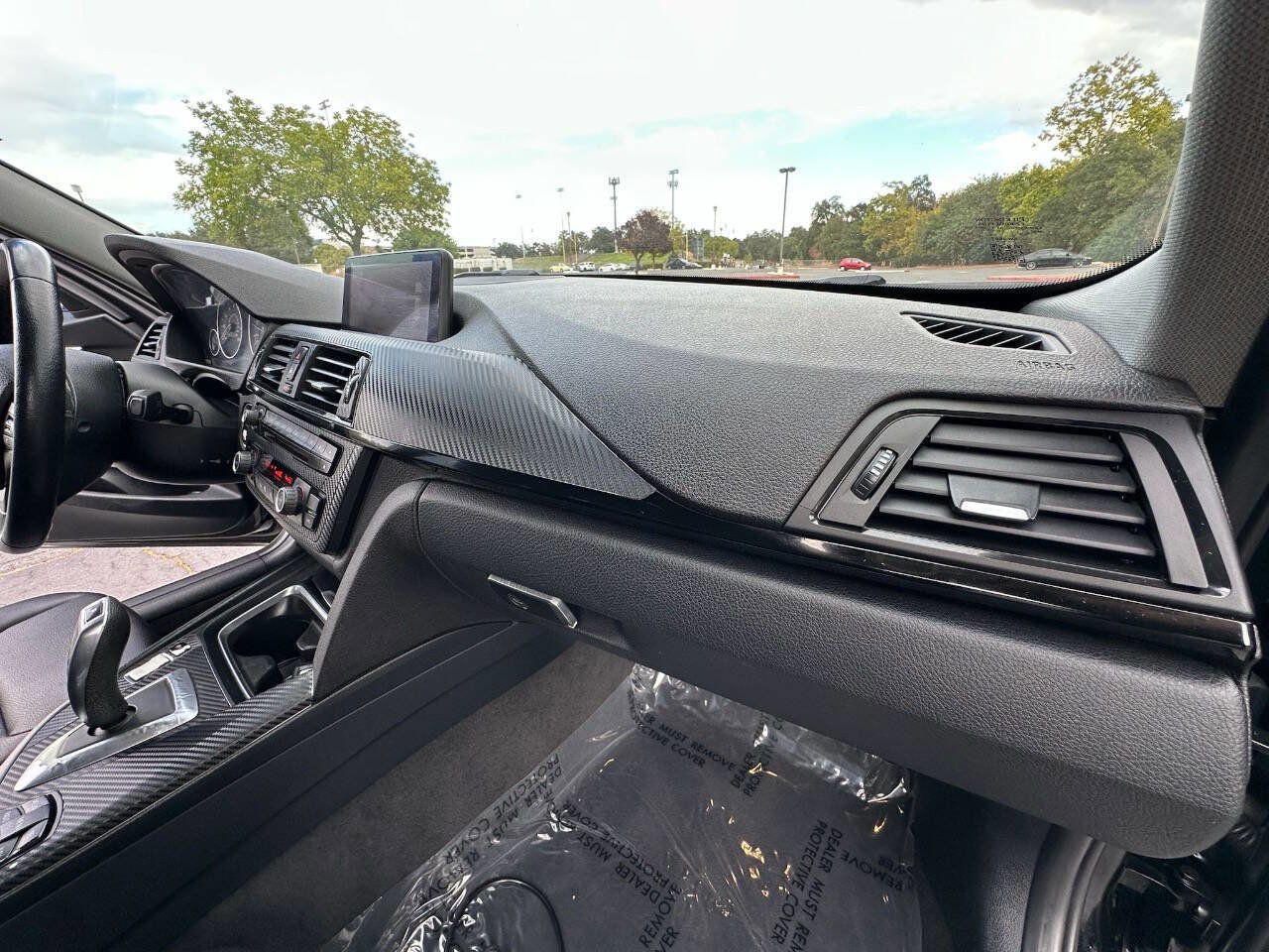 Used 2015 BMW 320i Sedan image 22