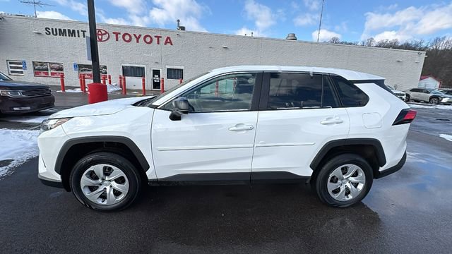 Used 2023 Toyota RAV4 LE image 2
