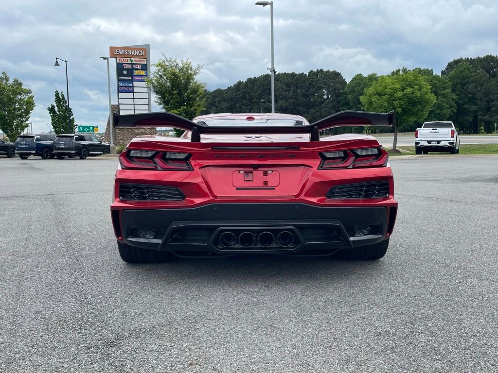 Used 2023 Chevrolet Corvette Z06 w/ Battery Protection Package RWD image 6