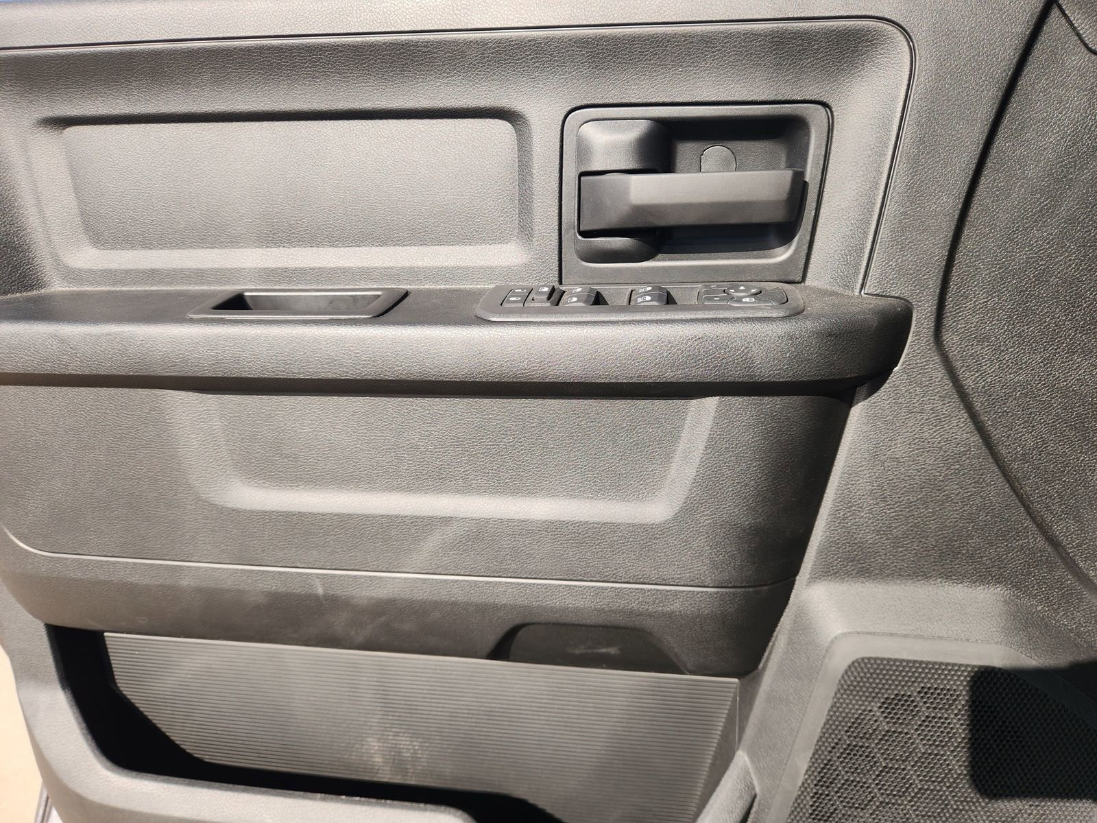 New 2026 RAM 2500 Tradesman w/ Chrome Appearance Group image 20