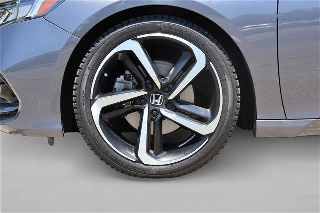 Used 2018 Honda Accord Sport image 9