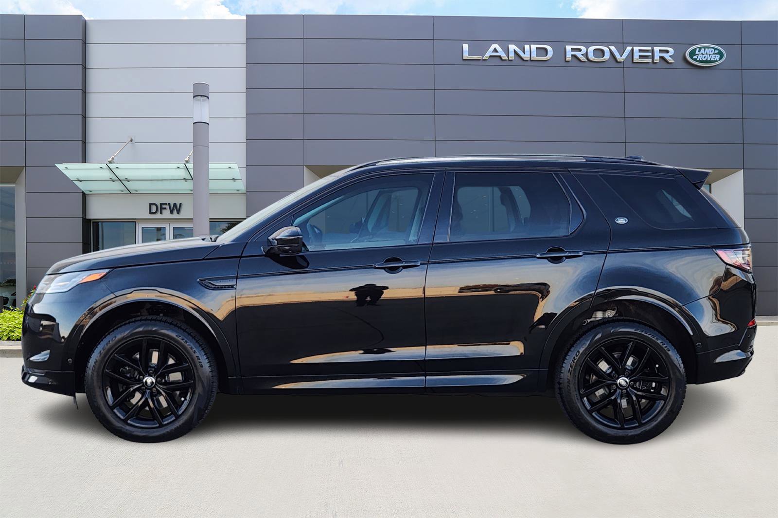 Certified 2025 Land Rover Discovery Sport S image 3