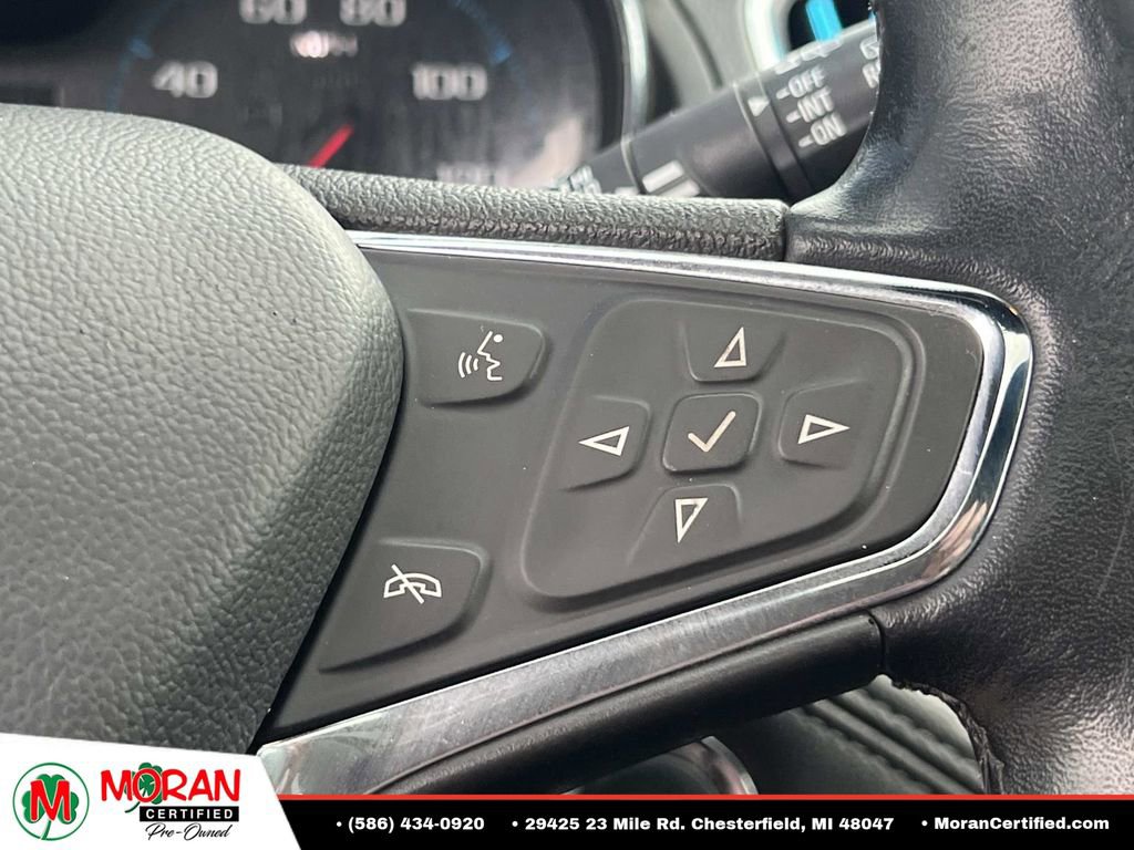 Used 2017 Chevrolet Cruze Premier FWD image 25