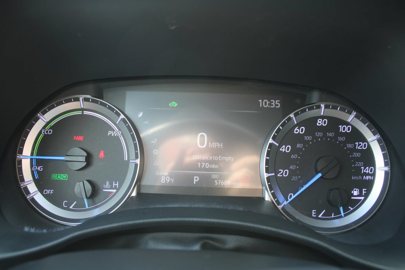 Used 2024 Toyota Highlander LE FWD image 33